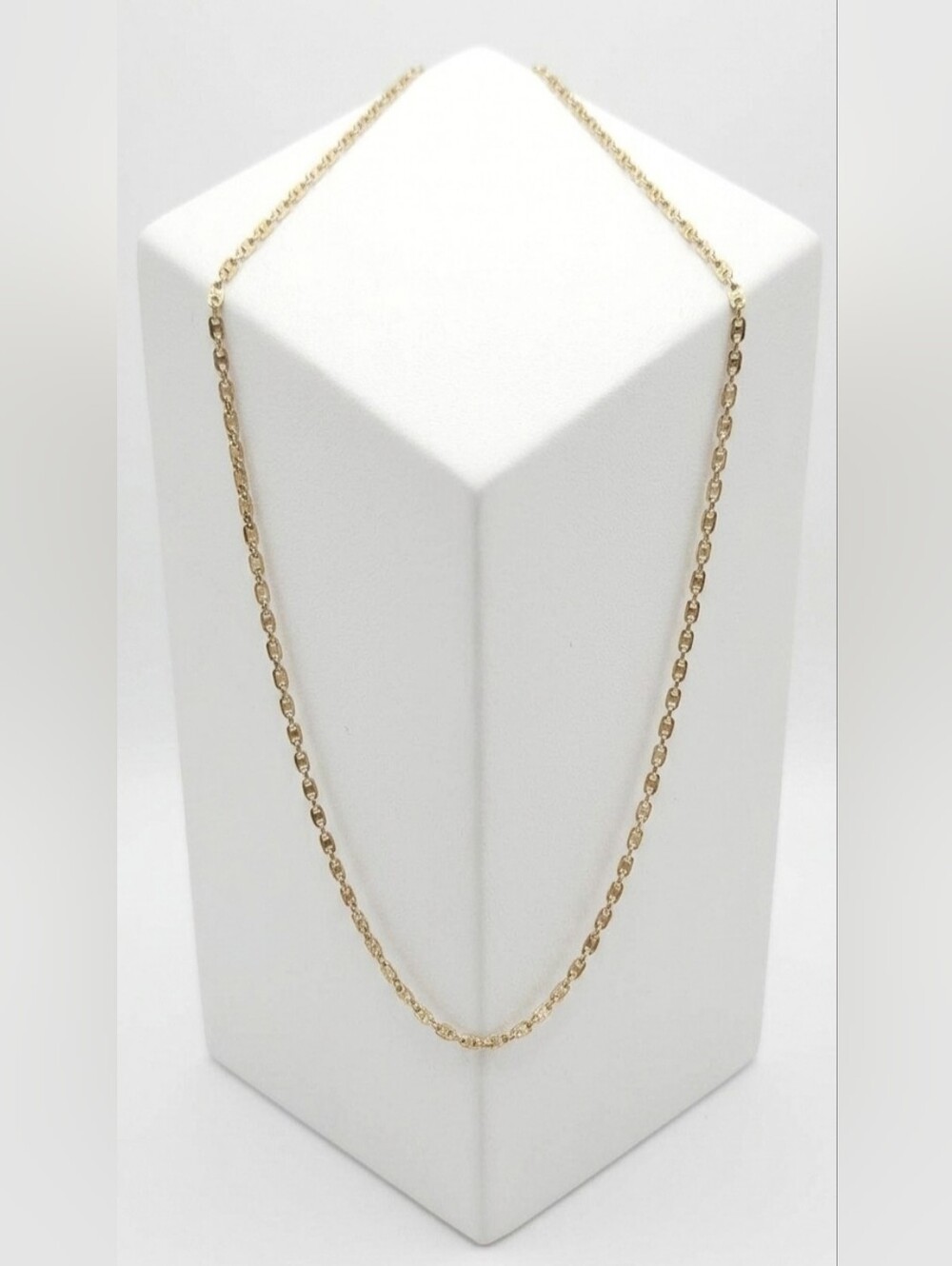 10k Gold Mariner chain [18" 1.7mm] - Picture 2 of 3